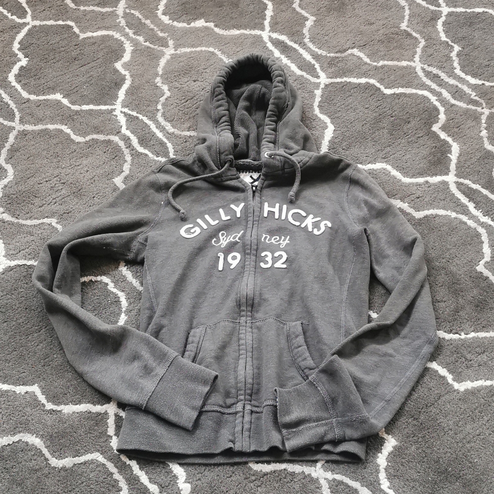 Gilly Hicks grey hoodie size S
